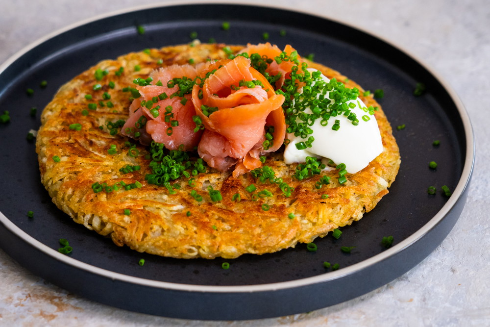 Potato rosti with smoked salmon