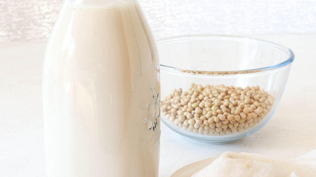Image of Step by Step homemade soy milk