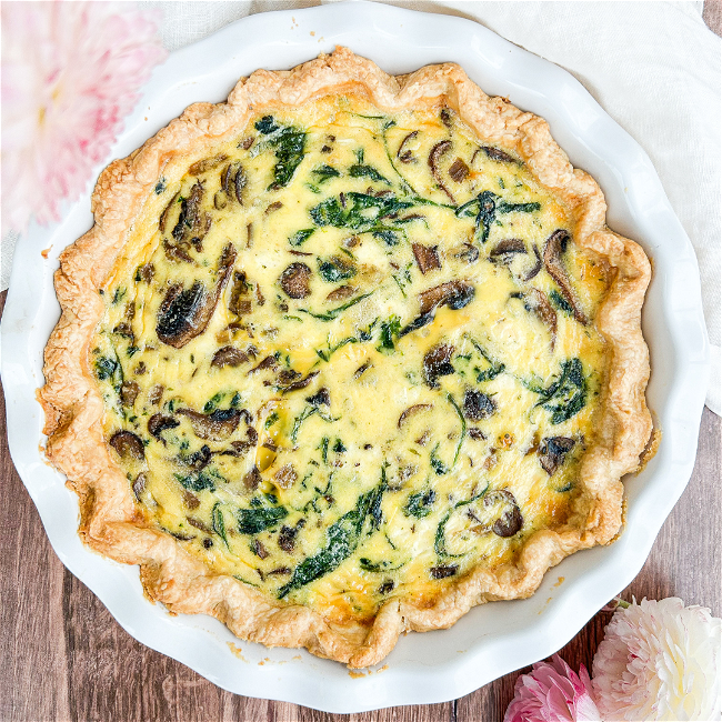 Image of Mushroom, onion, spinach quiche