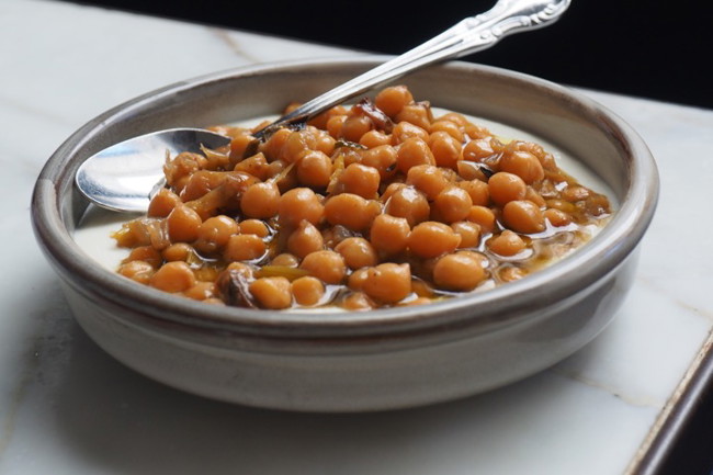 Image of braised chickpeas with smoked dashi yoghurt