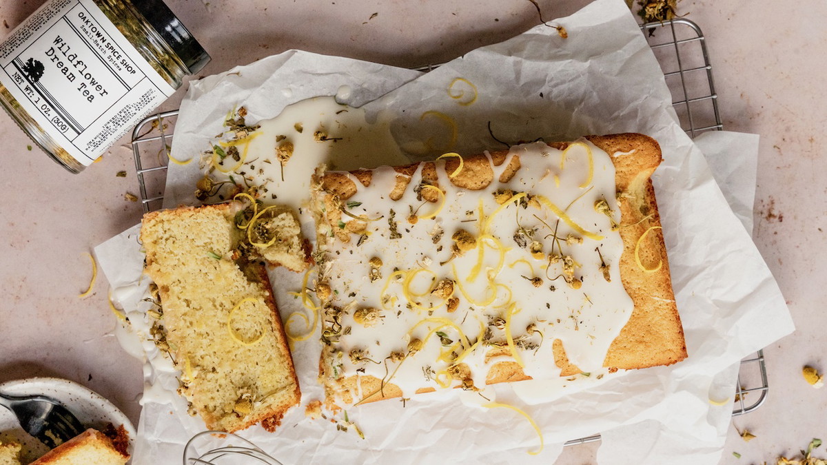 Almond Wildflower Dream Tea Cake