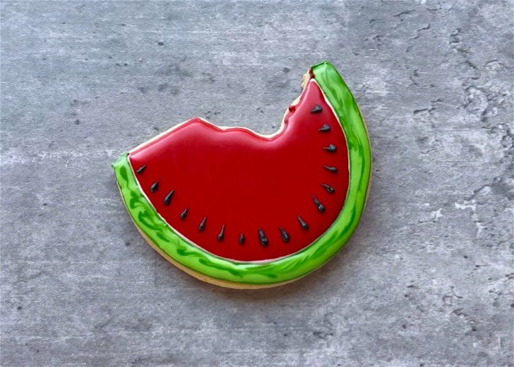 Image of You’re done! Feel free to add more seeds throughout the watermelon, or keep them at the base for a neat design. 