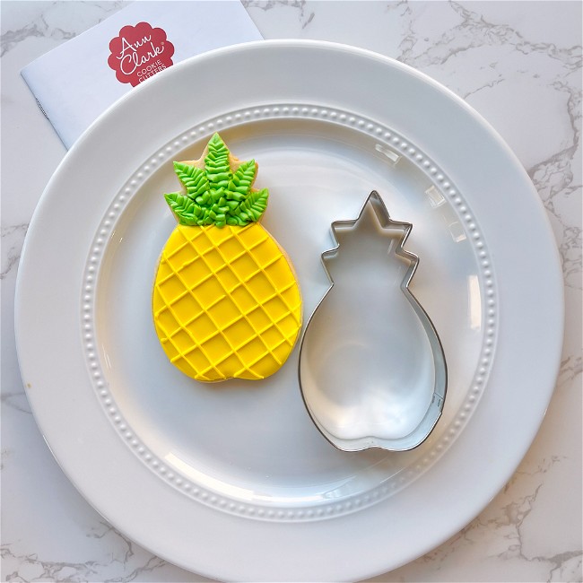 Image of How to Decorate a Pineapple Cookie