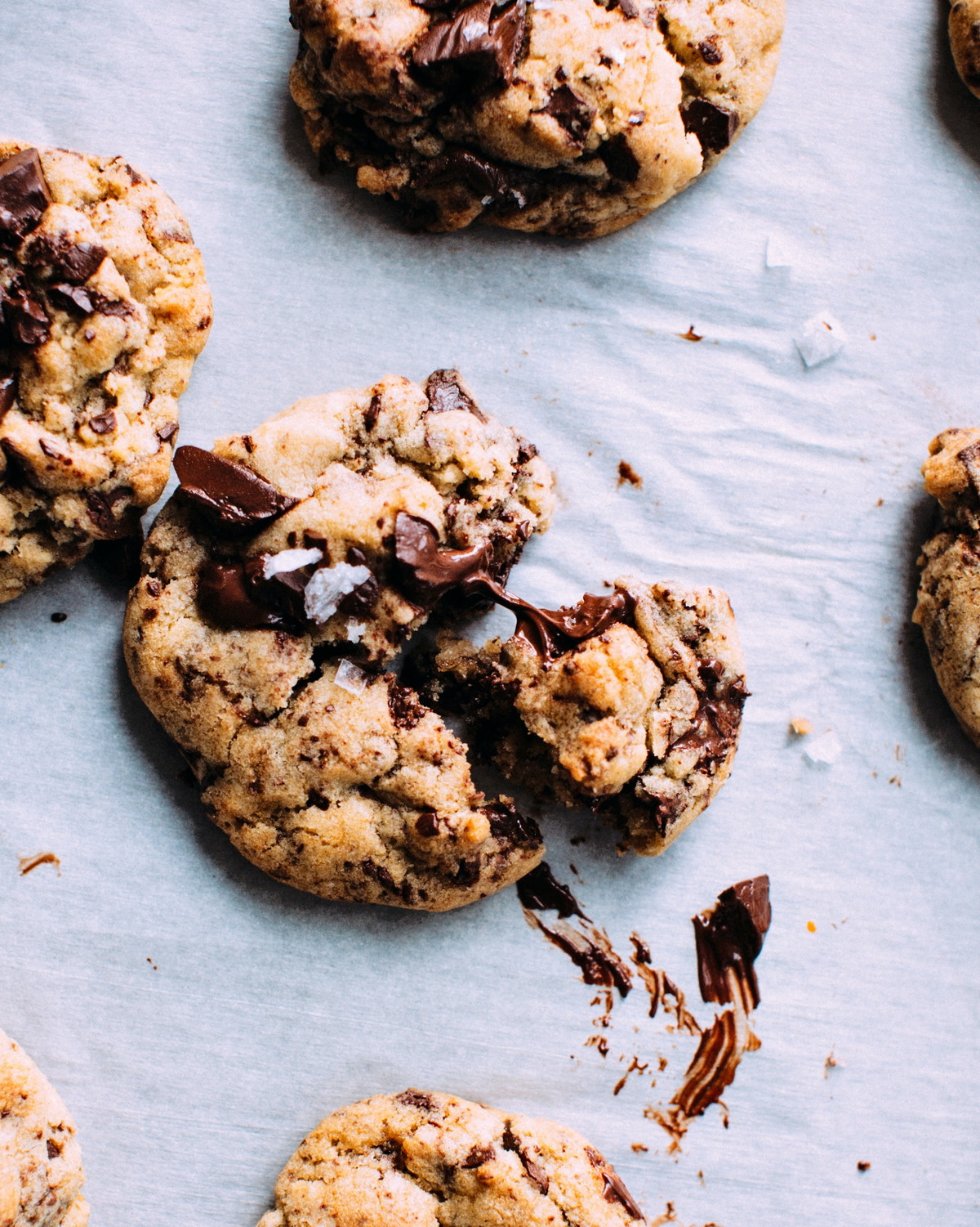 New York Cookies: Chocolate Chip Cookies