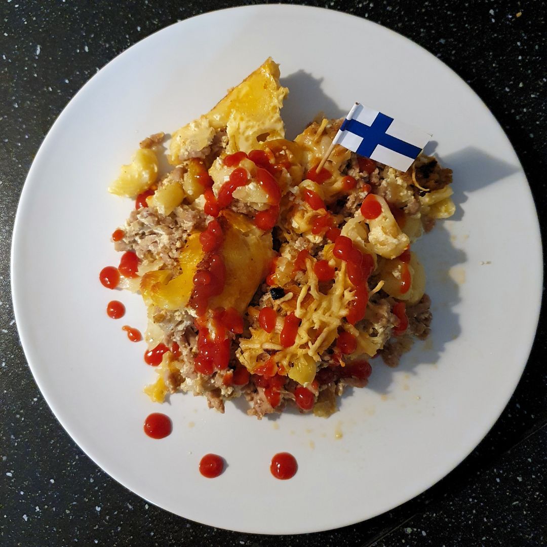Traditional Finnish Macaroni Box (Casserole)