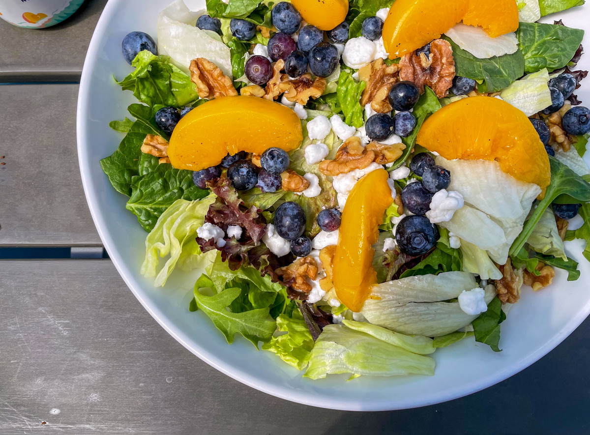 Grilled Peach Salad