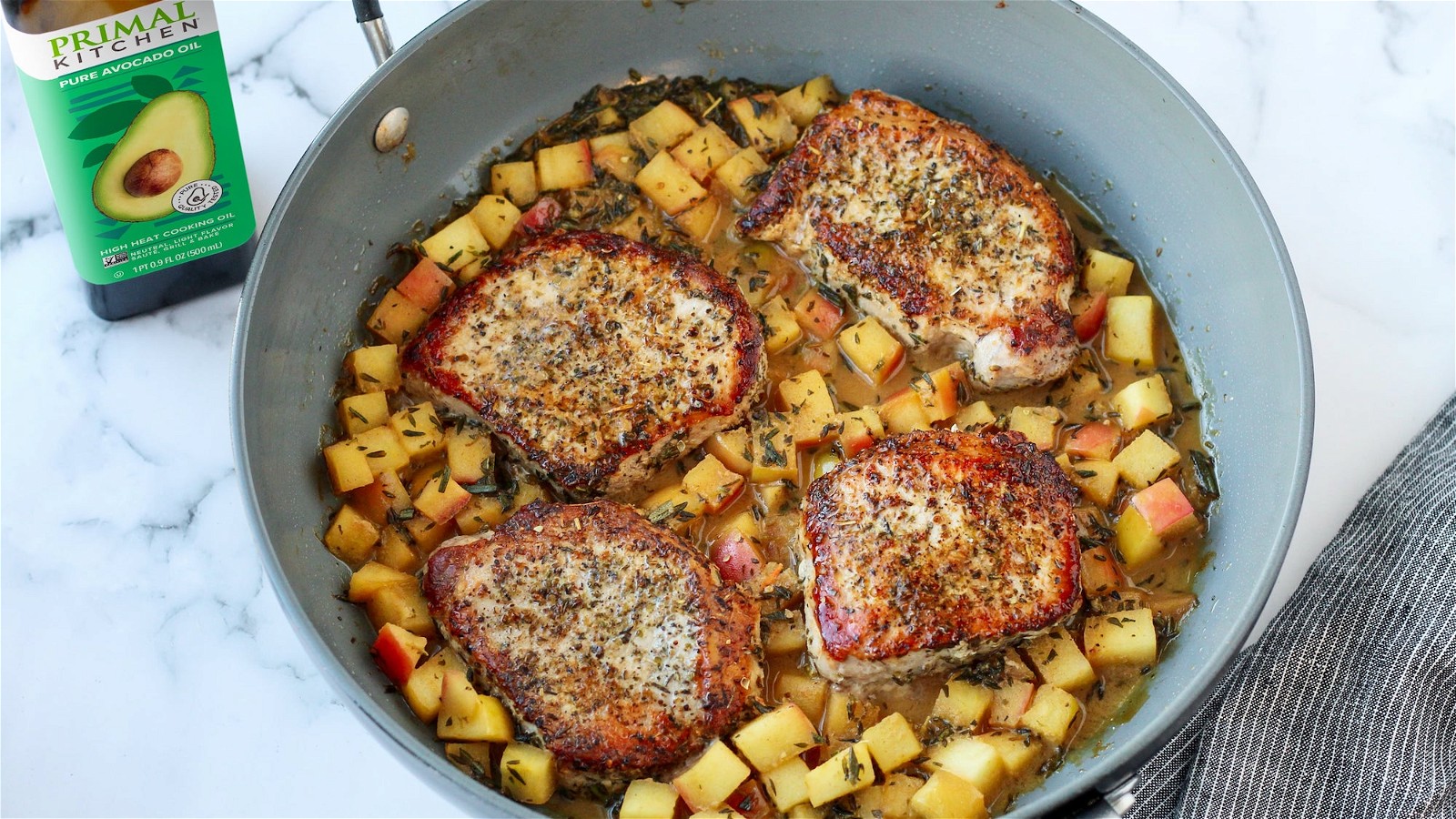 Image of Pork Chops with Apples