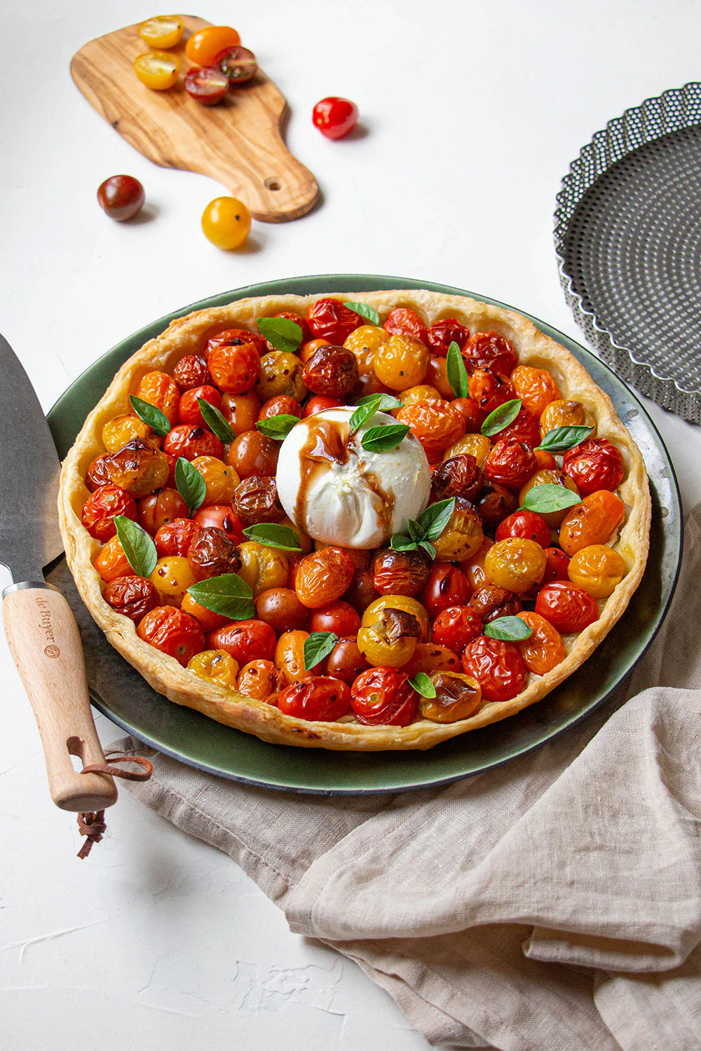 Tarta de tomates cherry y burrata