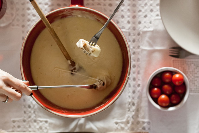 Käsefondue (authentisches Schweizer Rezept)