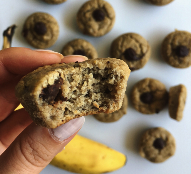 Image of 5-Ingredient Blender Banana Bread Muffins