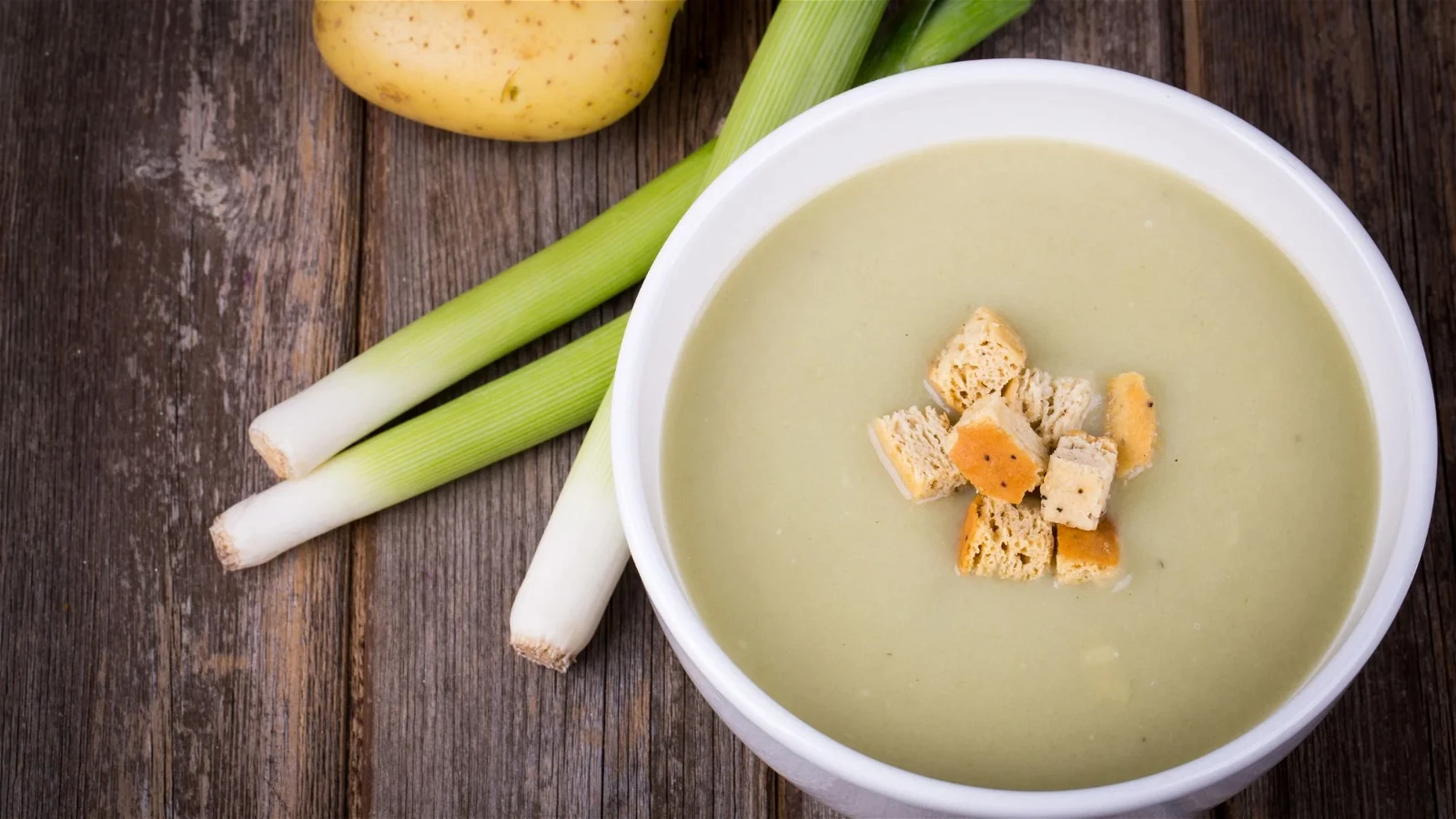 Image of Potato and leek soup recipe