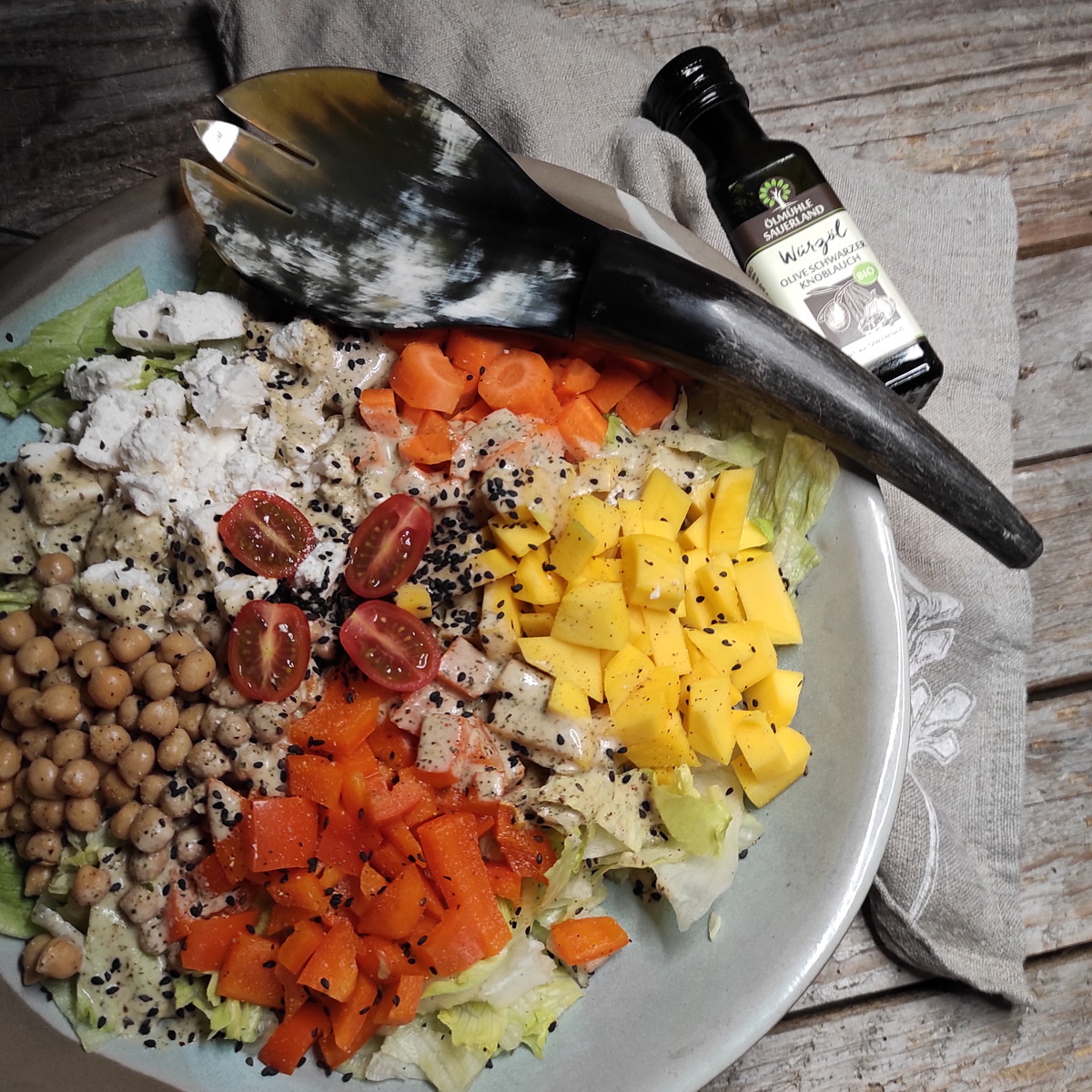 Bunte Salatbowl