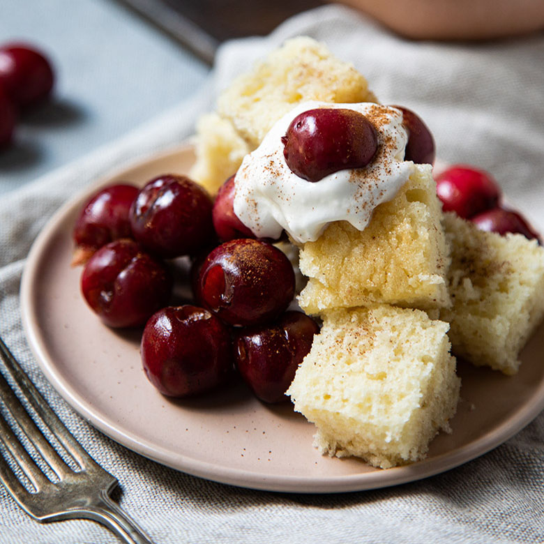 BBQ Baked Cherries & Cream Cakes