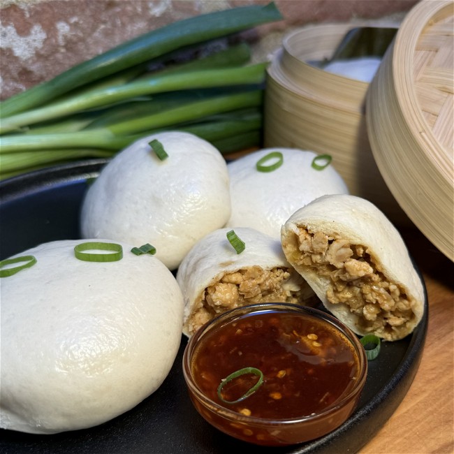 Image of Chili chicken bao 