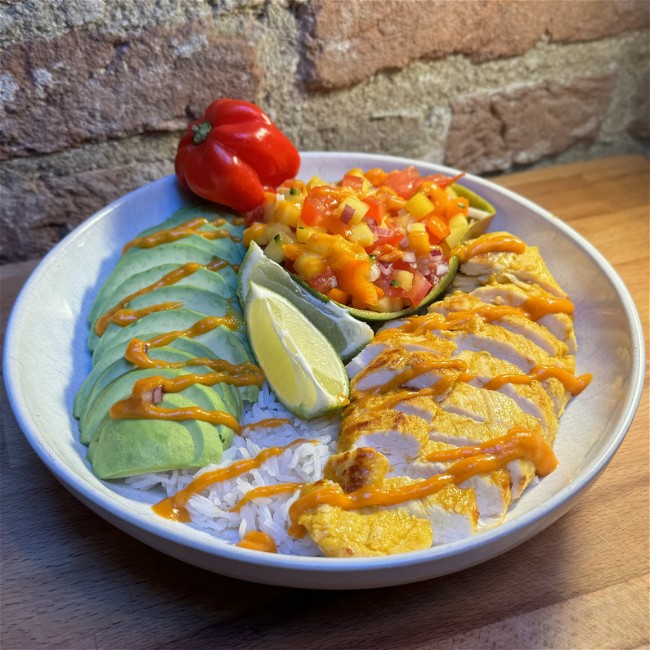 Image of Mango habonero chicken bowl