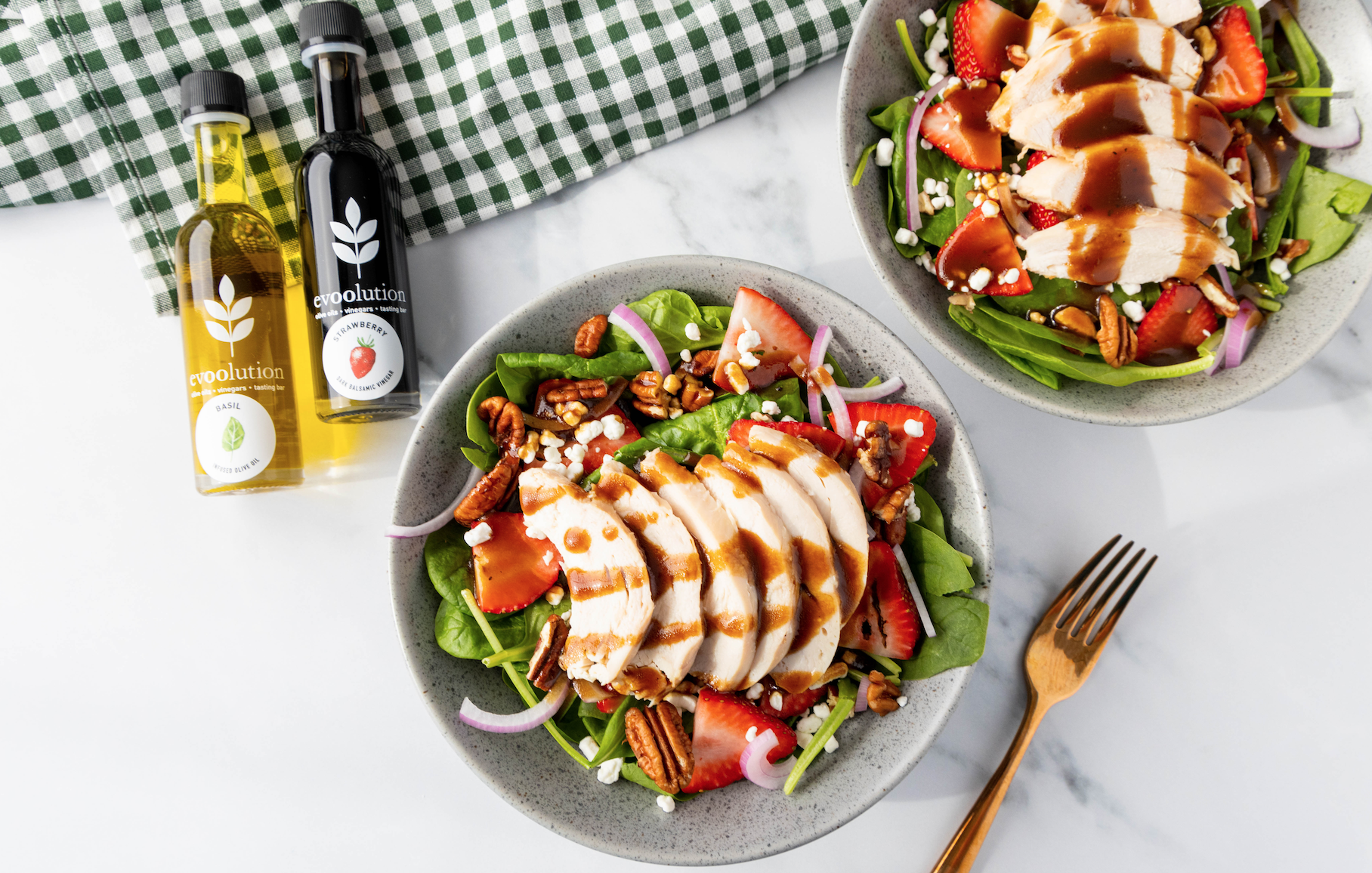 Image of Chicken Spinach Salad with Basil Olive Oil and Strawberry Balsamic