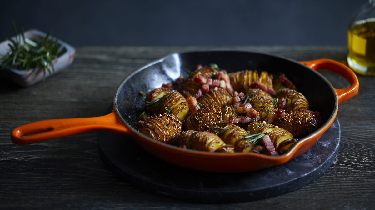 Pommes de terre rôties croustillantes façon Hasselback au bacon
