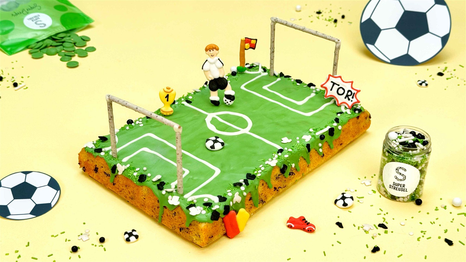 Image of  Fußballfeld Blechkuchen