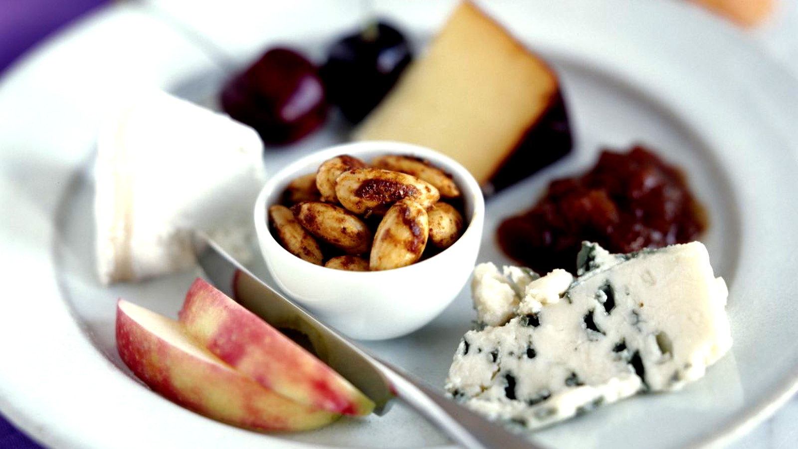 Image of Almond Cheese Plate