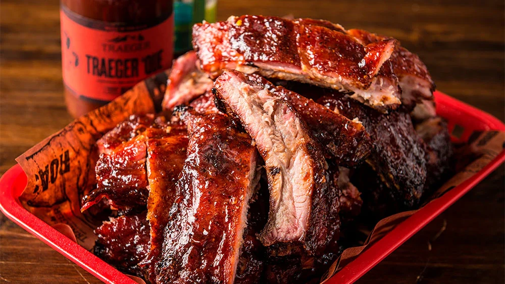 Image of Costillas de cerdo ahumadas en barbacoa