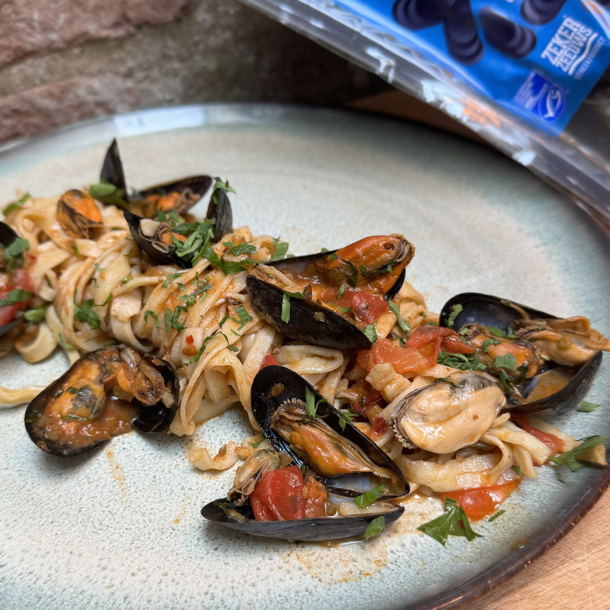 Pasta with nduja mussels