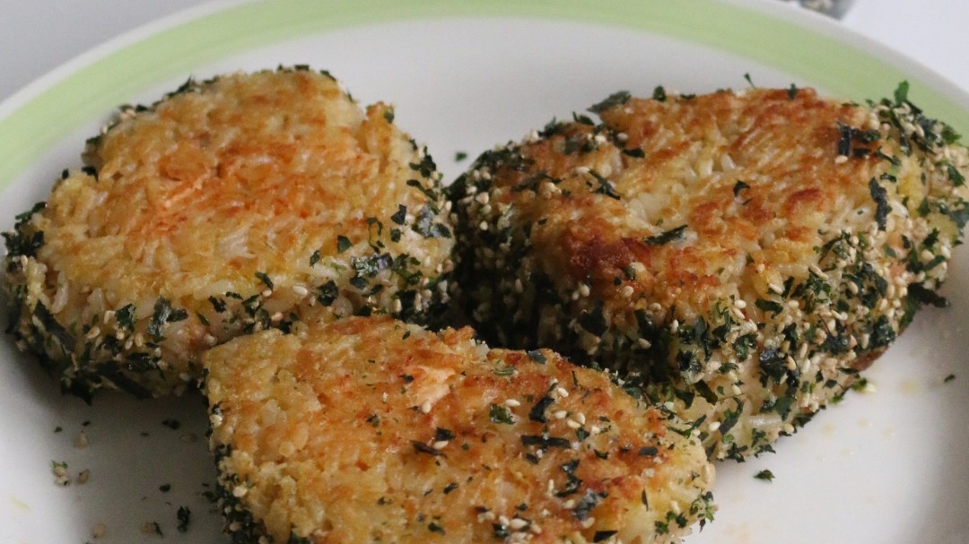 Crispy salmon Onigiri -image