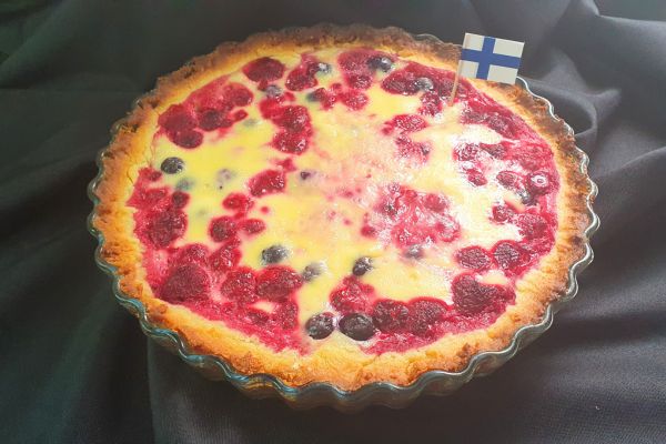 Finnish Berry Pie (Marjapiirakka)