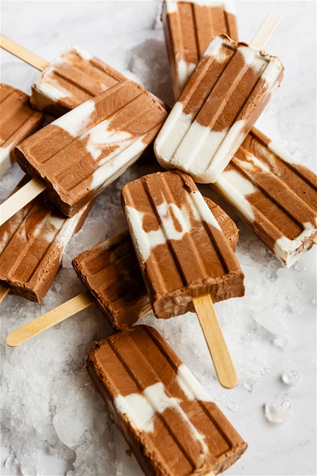 Image of HAZELNUT MOCHA LATTE FUDGESICLES