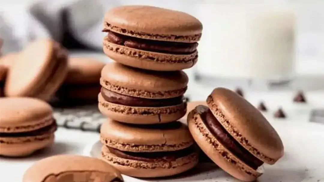 Image of Chocolate Macaron
