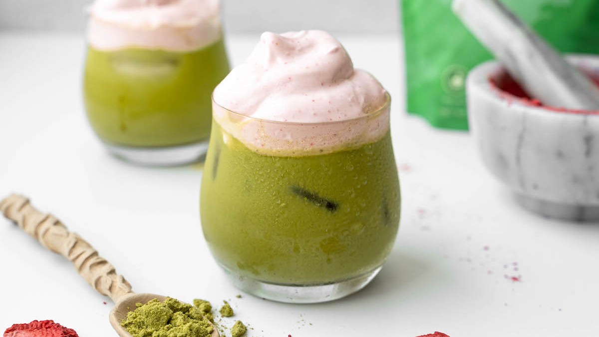 Image of Iced Matcha with Vegan Strawberry Cold Foam