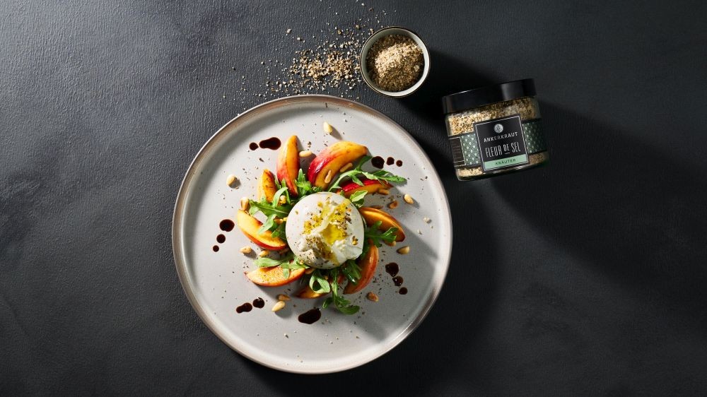 Image of Burrata mit gegrillter Nektarine