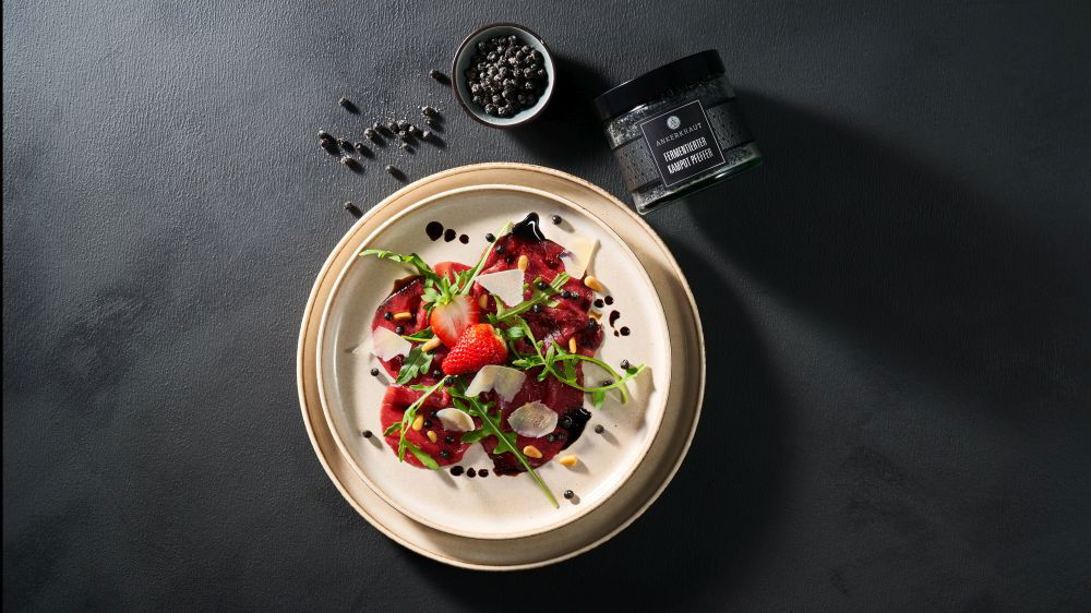 Rindercarpaccio mit Balsamico-Vinaigrette &amp; Ankerkraut