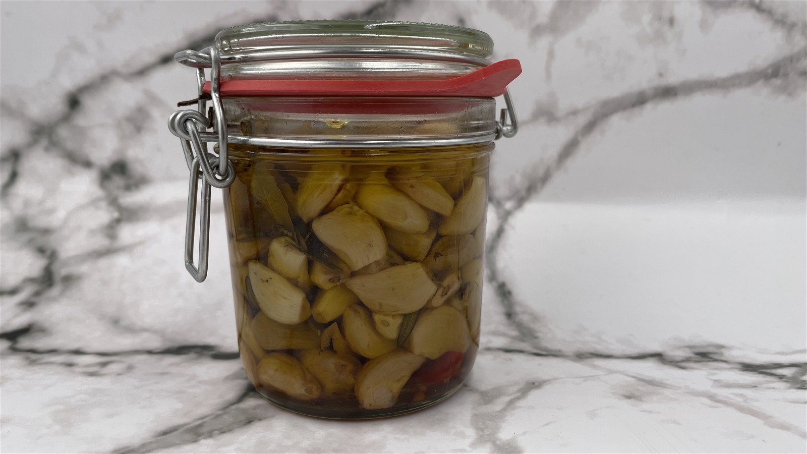 Confierter Knoblauch