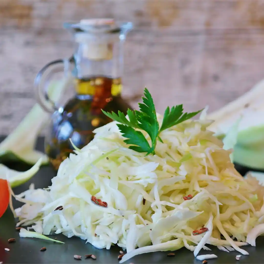 Insalata di cavolo cappuccio altoatesina con speck