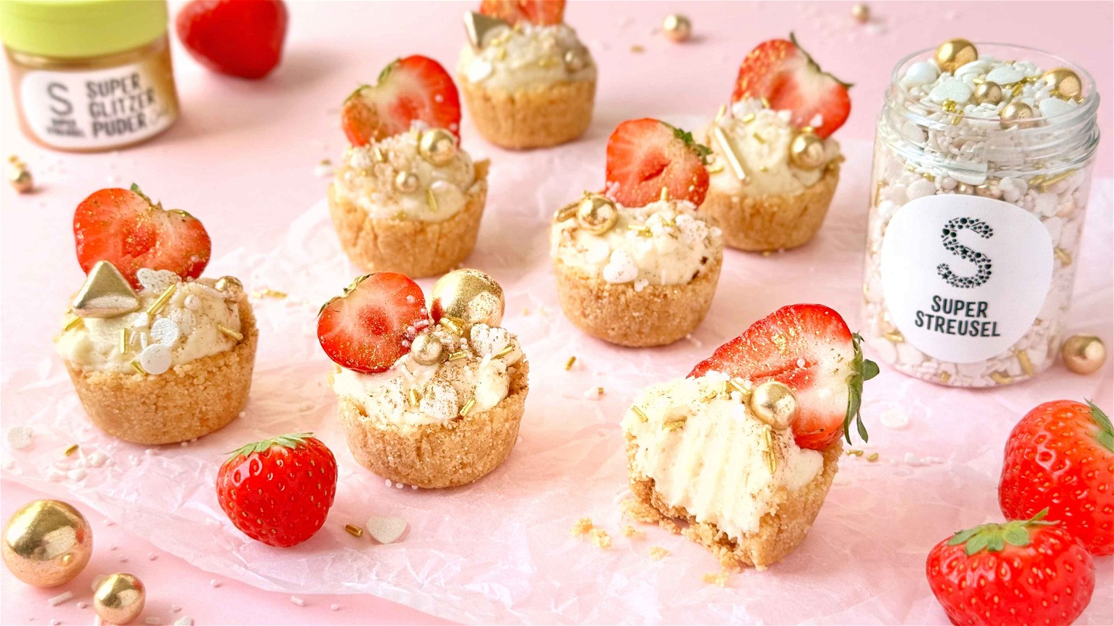 Image of NoBake Mini CheesecakeCups mit Erdbeeren 