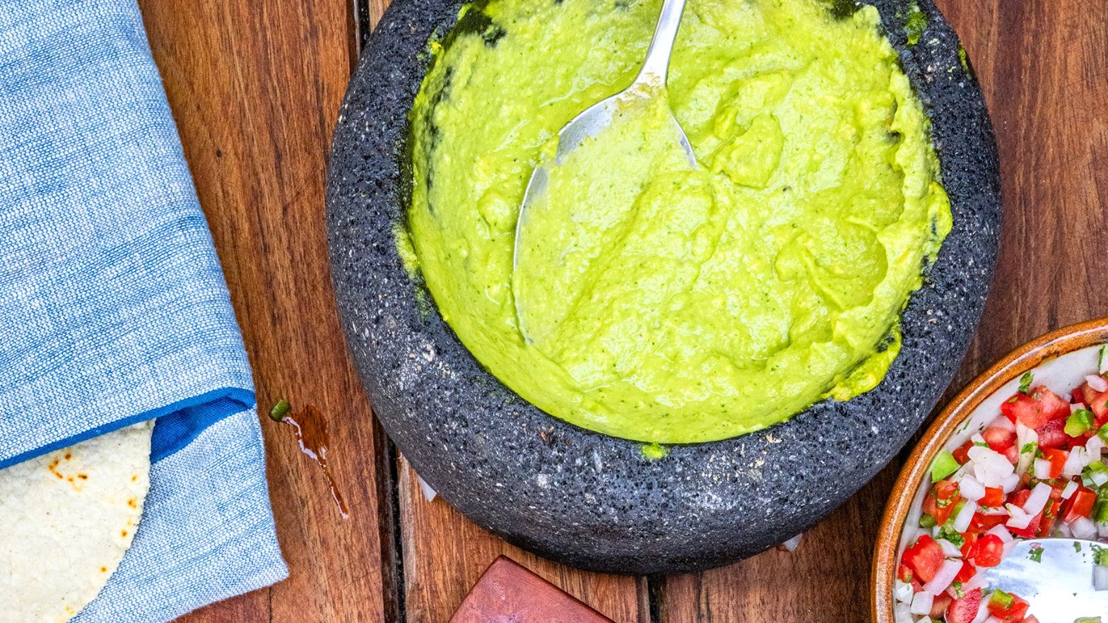 Imagen de Tomatillo Aguacate Salsa Verde