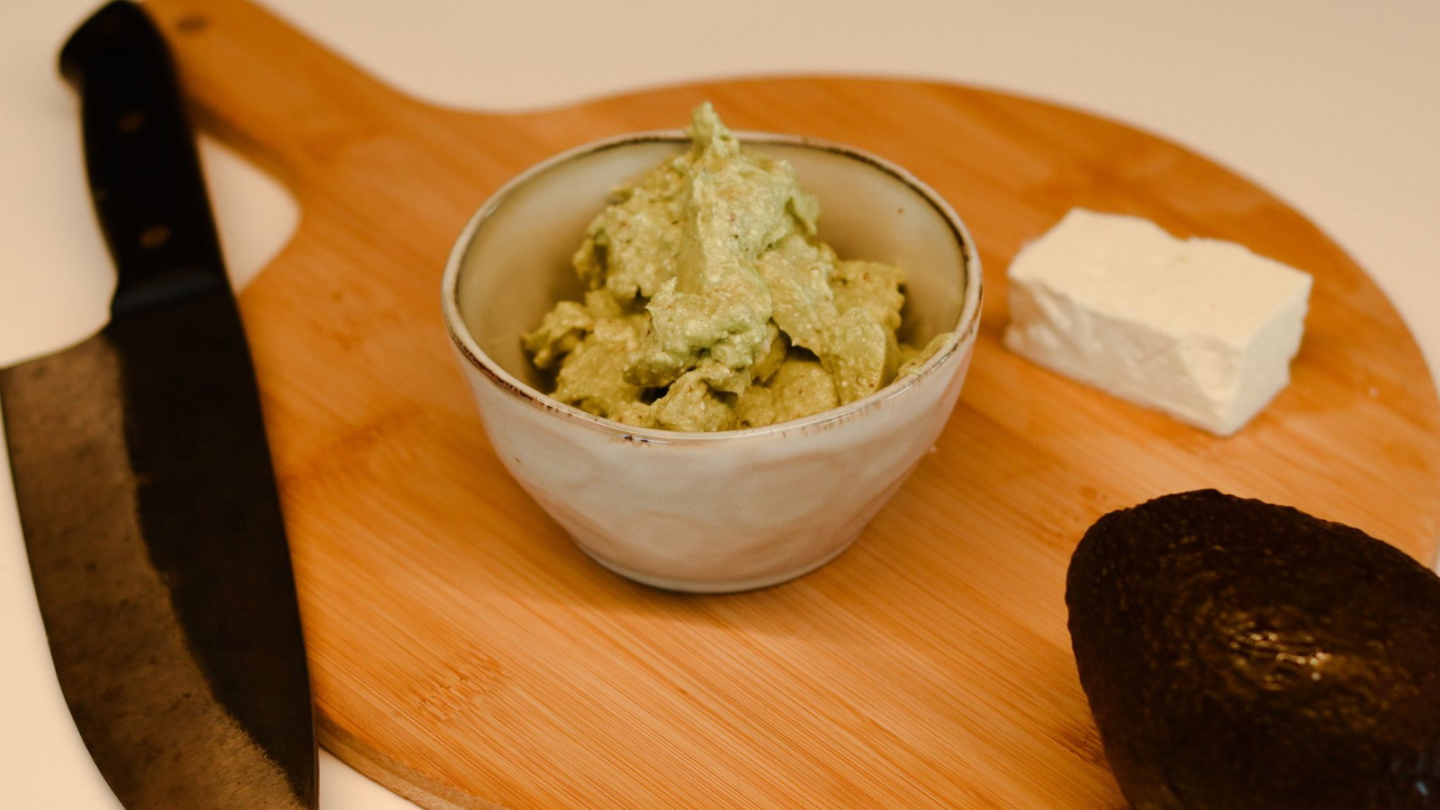 This is an image of Lemon Pepper Salt used to make this Zingy Smashed Avo