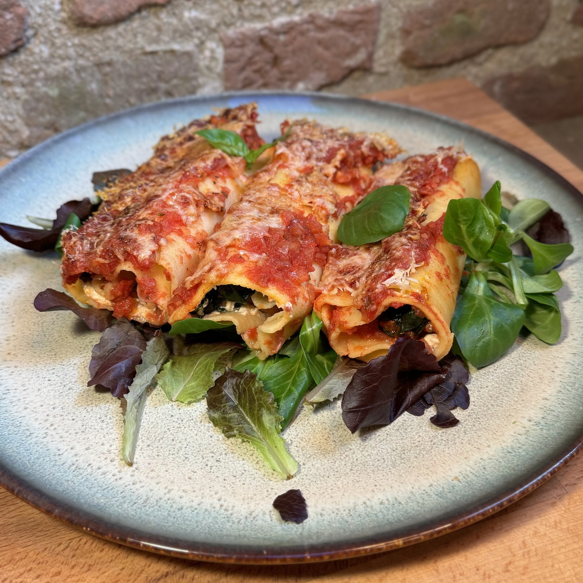 Ricotta spinach cannelloni