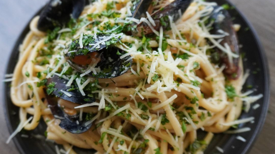 Image of Simply Delicious Mussels with Bucatini