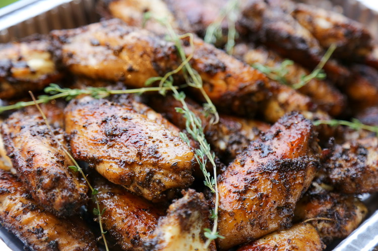 Image of Pull when the wings hit 200-210 internal temp or are extremely juicy and tender. The outside should be crispy and dark. 