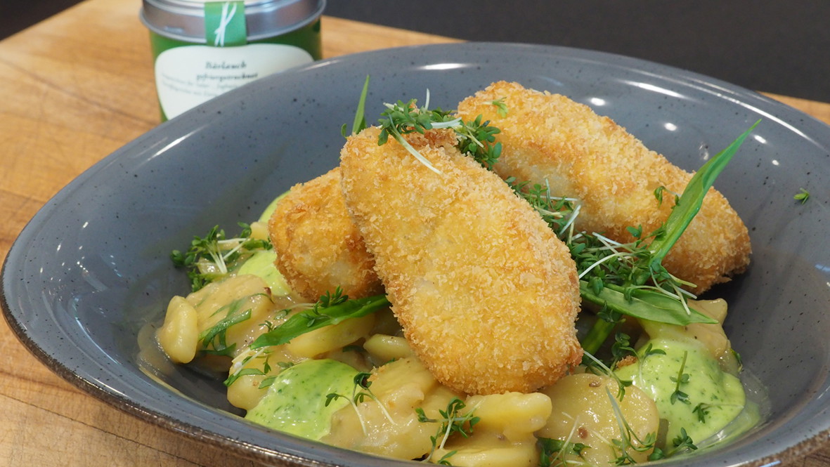 Image of Kartoffelsalat mit Vadouvan und Backfisch vom Kabeljau mit Bärlauchmayonnaise