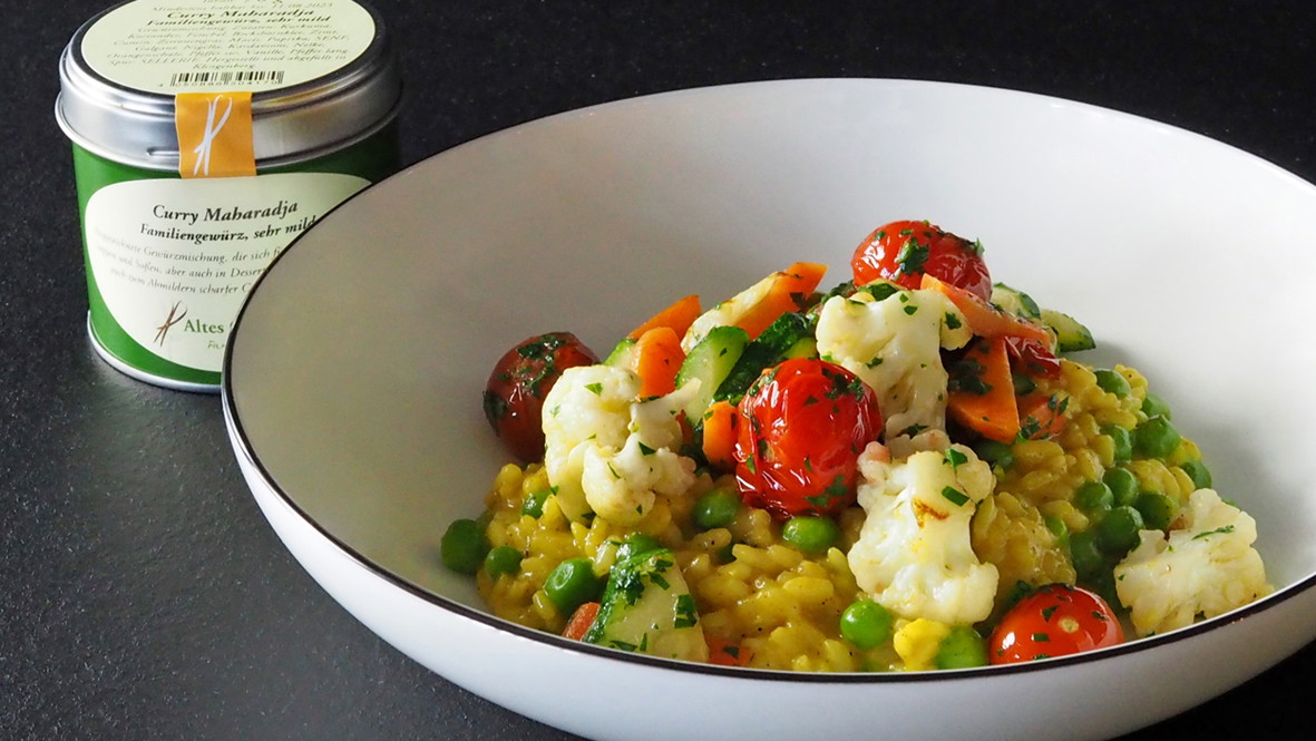 Image of Mildes Erbsenrisotto mit Curry Maharadja und buntem Gemüse