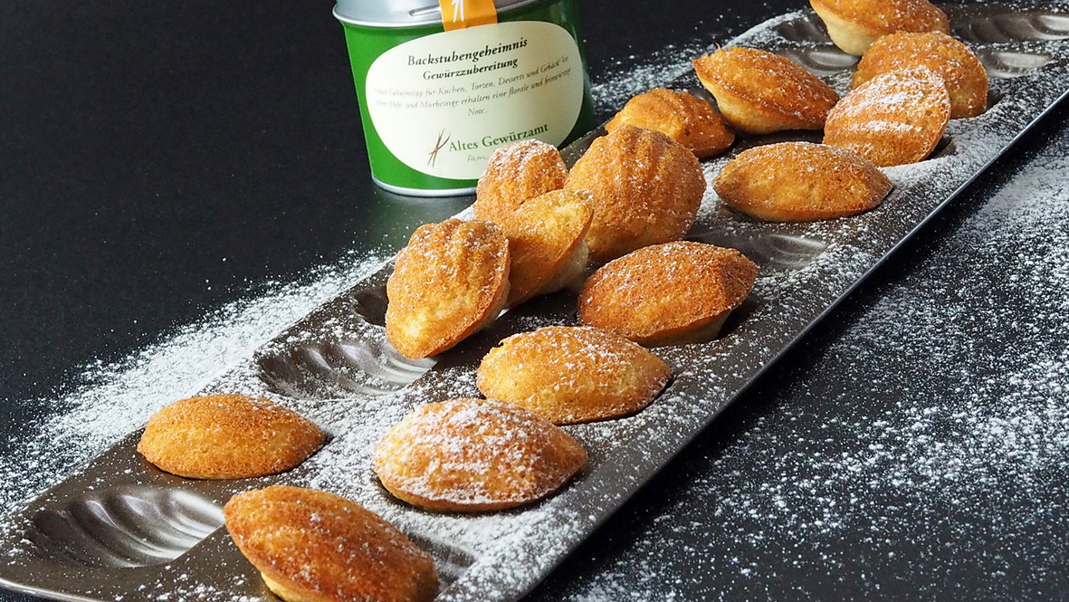 Image of Madeleines mit Mandeln und Backstubengeheimnis