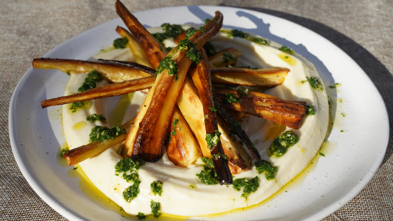 Image of Roasted Carrots with Caramelised Onions, Hummus and Almonds