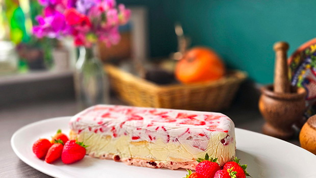 Image of Frozen Strawberry and Prosecco Trifle