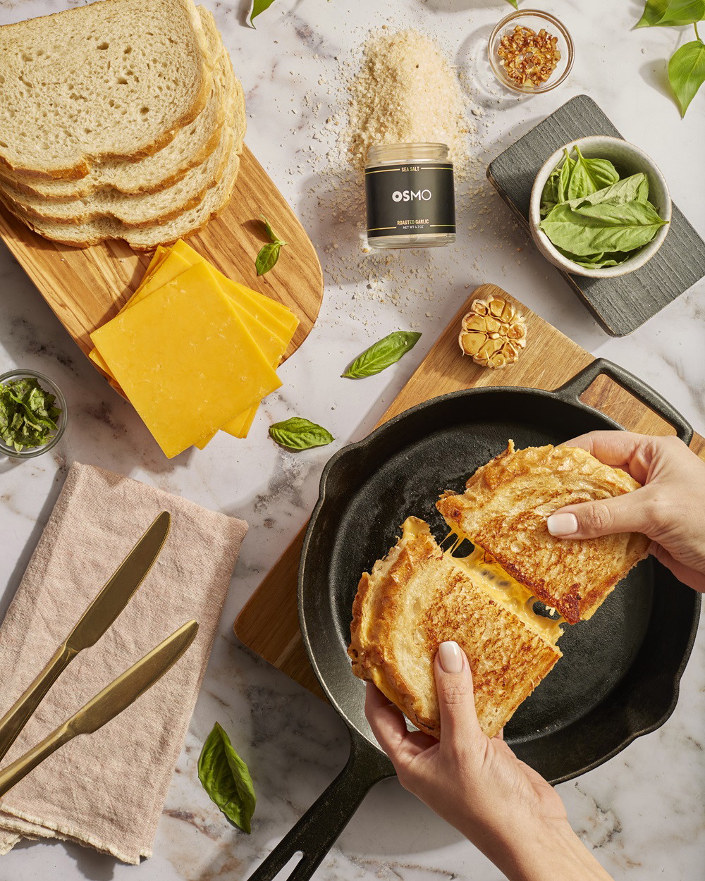 Garlic Bread Grilled Cheese Recipe: A Twist on a Classic