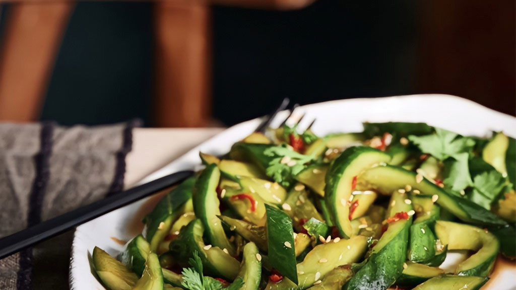 Image of Ensalada de pepino con aliño