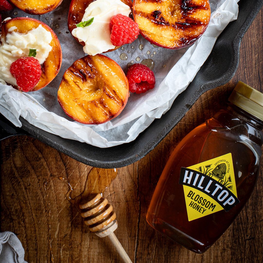 Grilled Peaches with Vanilla Bean and Honey Mascarpone