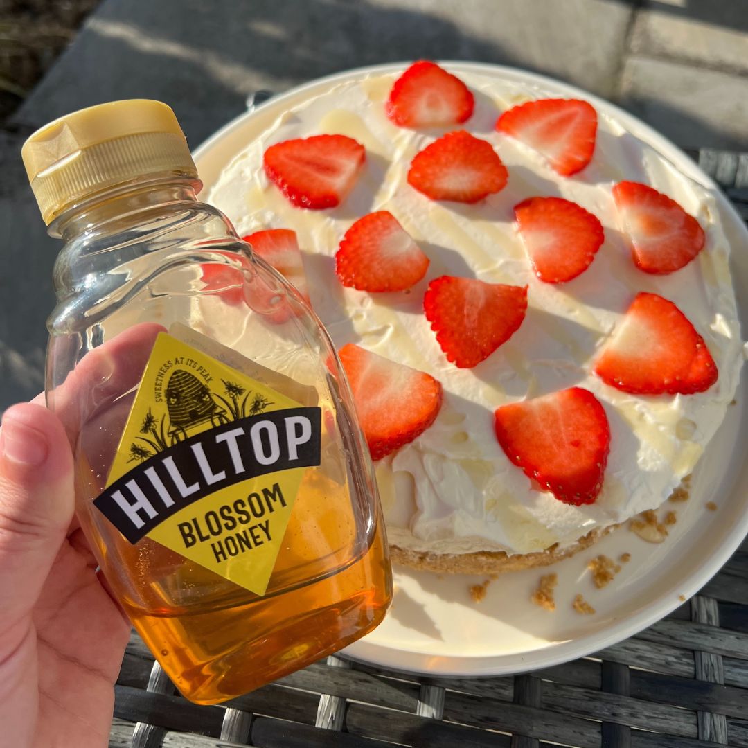 Honey Cheesecake With Strawberries