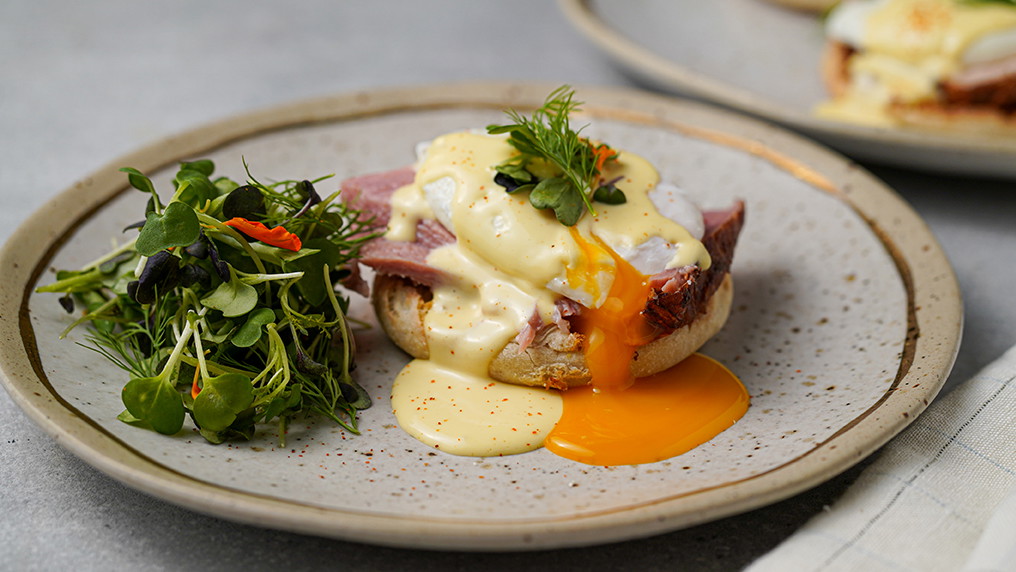 Image of Leftover Kurobuta Ham & Eggs Benedict with Blender Hollandaise